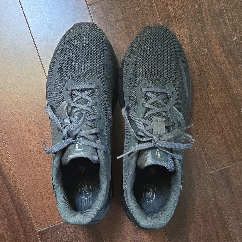 New Balance Black and Gray Fresh Foam Athletic Shoe - Picture 6 of 7